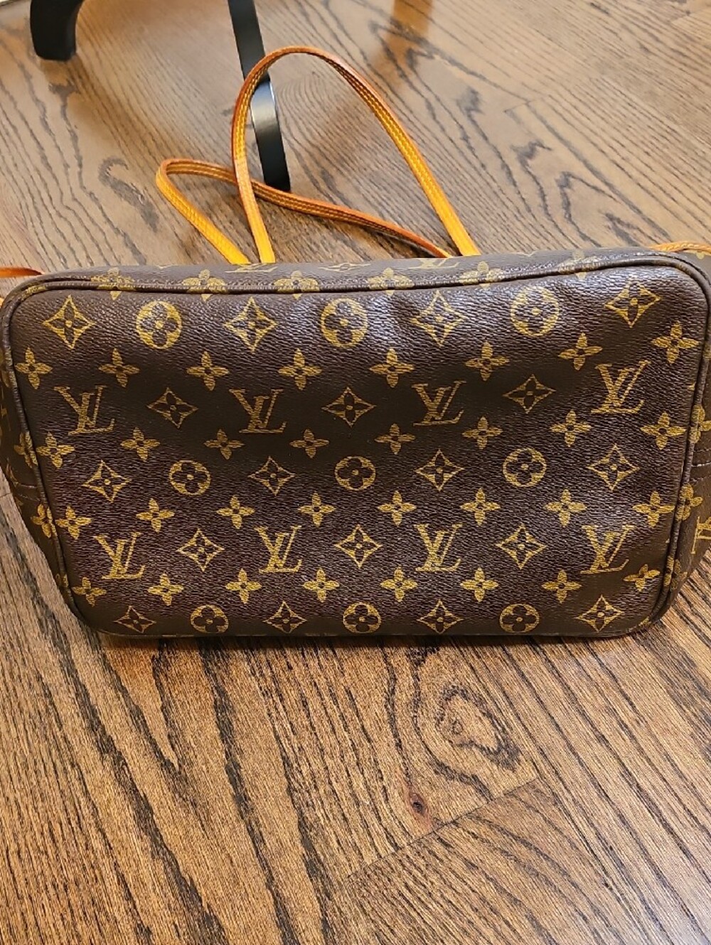 Monogram Canvas Tote w/ Vachetta Trim in Brown & Tan Selling "As Is" Make Offer - Picture 10 of 17